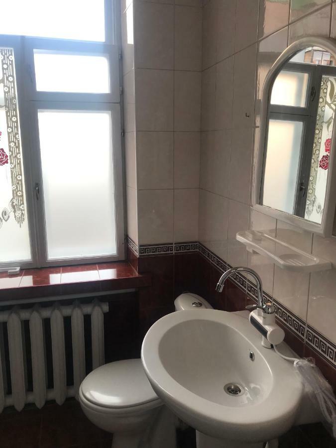 Хостел Тихий Дворик Kharkiv Eksteriør billede