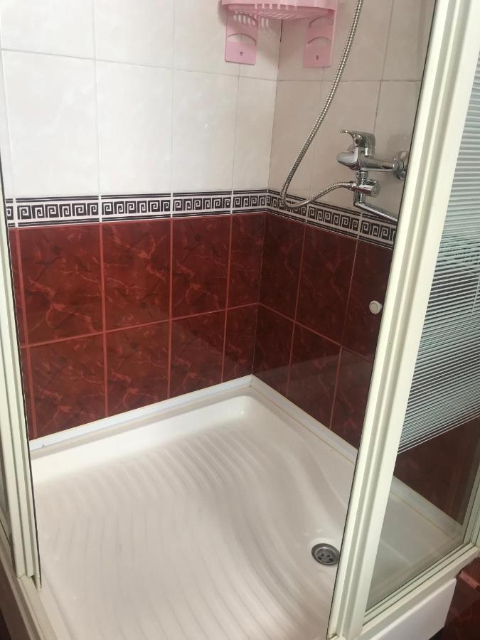 Хостел Тихий Дворик Kharkiv Eksteriør billede